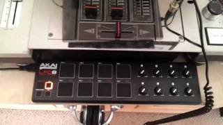 AKAI LPD8 Midi Controller with Serato Scratch Live SL3