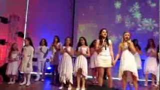 להקת שרונית- יד ביד עם עדי ביטי וג'ואנה - בעברית וערבית sharonit