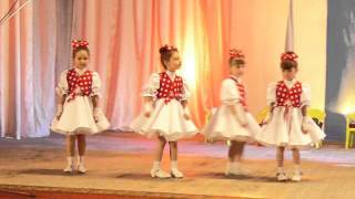 Сегодня праздник у девчат д/с "Звездочка", г. Зверево