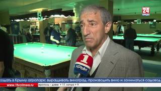 В Симферополе проходит турнир по русскому бильярду «Золотая лига»
