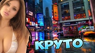 ДЕВУШКА С ГОЛОЙ ГРУДЬЮ ГУЛЯЕТ ПО ГОРОДУ