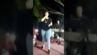 جزائرية شريفة (ترمة إقليمية تبحث عن ز....مغربي عالمي)وردة شارلومانتي أخت الخرائري فم الكلب ????