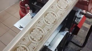 Декоративное тиснение на деревянной вагонке.