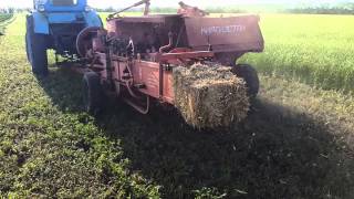 Трактор Т-40 и пресс-подборщик ПС-1.6 Киргизстан