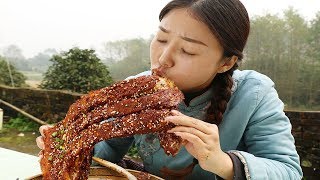 小雨做紅燒排骨，整塊啃才爽，一口氣吃3斤，看她吃肉真過癮【市民朱小雨】