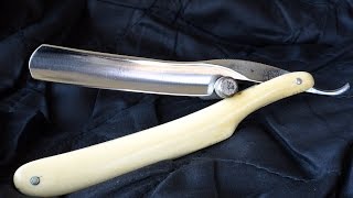 Swayback vintage straight razor