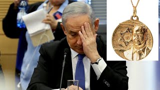 Нетаньяху позолоченный