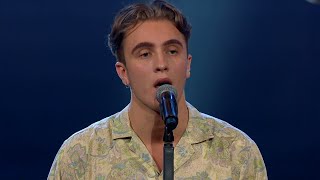 Kishti i tårar under Kevin Olssons solosång - Idol 2017 - Idol Sverige (TV4)