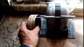 КАК СДЕЛАТЬ ШКИВ НА ДВИГАТЕЛЬ БЕЗ ТОКАРЯ .  HOW TO MAKE THE ENGINE PULLEY