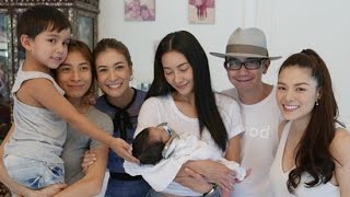 นุ่น วรนุช ปู ไปรยา เอมี่ กลิ่นประทุม ไปเยี่ยมรับขวัญหลาน น้องดีแลน