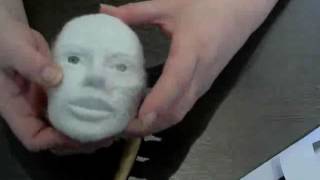 валяем лицо куклы из синтепона