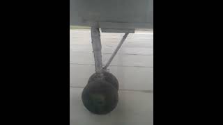 Ан-24 руление перед взлетом