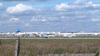 Разгон двух истребителей на МАКС-2011.