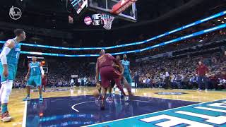 LeBron James Scores 31 points in a Victory vs. Hornets