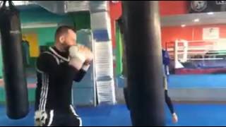 Работа на мешке тренер Мартынов Андрей