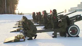 Генеральная репетиция салютного дивизиона в Екатеринбурге