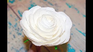 Красивая роза из гофрированной бумаги / Простой способ сделать цветы / Rosa di carta crespa / DIY