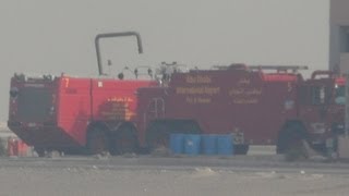 Abu Dhabi Airport Fire Rescue - 2 ARFF trucks & 2 vans (part 1 - pictures)