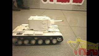 Танк VSTank PRO KV-2 зимний камуфляж с пневмопушкой 1:24