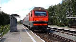 Электровоз 2ЭС6-515 "Синара" с грузовым поездом