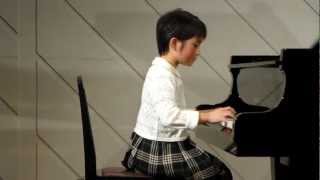 尚 8歳 リトルピアニスト 33番 J.S.バッハ ポロネーズ BWV Anh119 本番