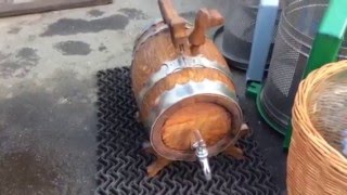 как правильно дезинфецировать  и обкурить бочку для вина