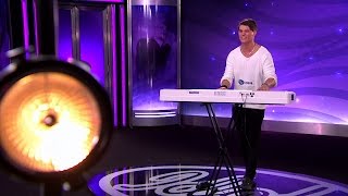 Simon Weidersjö knockar juryn med egenskriven låt i Idol 2016 - Idol Sverige (TV4)