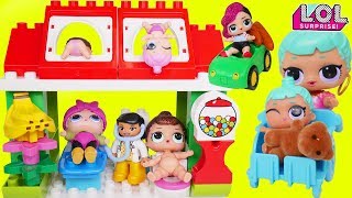 LOL Surprise Dolls Lil Sisters in Lego Duplo MyTown