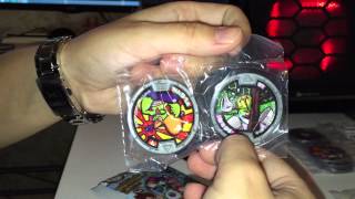 Yokai Watch Medals Chapter 1 (re-print) Unboxing (3/3)