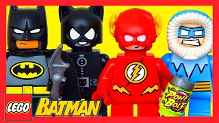 Lego Super Heroes Aventuras Batman se enfrenta a Gatubela y Flash al Captain Cold