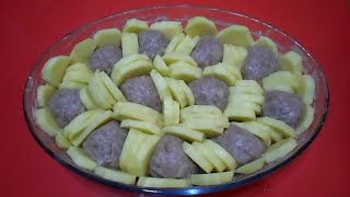 Картошка с фаршем в духовке | Запеканка с мясными шариками