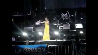Cantante ZulyHergon en el Concierto Espinoza Paz 3 Feb 2013
