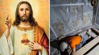 Jesus Christ's tomb opened for first time in 500 years to reveal miraculous discovery inside
