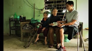 Sửa Nhà Và Trao Duyên Cho Bà Cụ Nuôi Cháu Gái Tật Nguyền 50 Năm