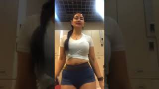 sisca mellyana | Sisca Melliyana | Siscamellyana insta story | Sisca mellyana insta live  33