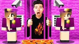 I got TRAPPED in the GIRLS ONLY Server in MINECRAFT!