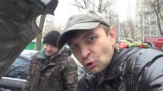 Бустер (джамп стартер) для запуска автомобиля.