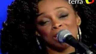Terra TV: Meu Guarda-Chuva, por Paula Lima