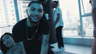 Midwest Playboys - Pass On Her (Official Music Video)