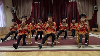 Творческий коллектив "Серпантин", танец "Трактористы"