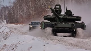 Джип пытается угнаться за новейшим Т-80БВМ — кадры проверки танка