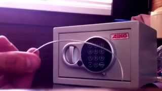 Вскрытие сейфа AIKO (АИКО) http://servicezamkov.ru/vskrytie-sejfov-valberg-aiko.html