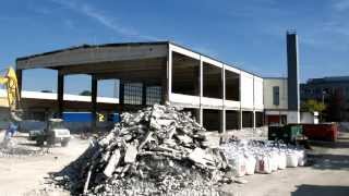 Sprengung von Kamin bei Kuka, Augsburg, Walter Baumgartl GmbH & Co.KG
