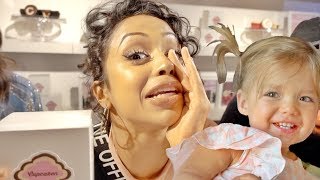 LIZA KOSHY GIVES THE TWINS SOMETHING VERY SPECIAL