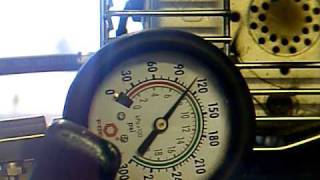 Briggs & Stratton compression test
