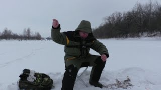 Зимняя рыбалка 2018. Вот это ОТРЫВ!? Ловля плотвы зимой на мормышку. Поклёвки КРУПНЫМ ПЛАНОМ