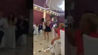 Исполнение рэпа на свадьбе подруги. Наш текст