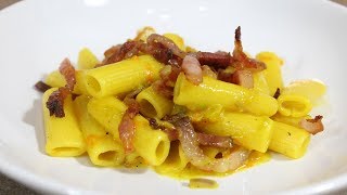 RIGATONI FIORI DI ZUCCA GUANCIALE E ZAFFERANO