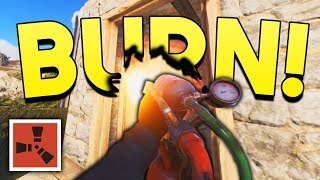 FLAMETHROWER RAIDING! - Rust SOLO Gameplay #12