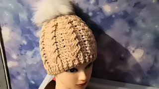 Шапка косами, зимняя, крючком.
